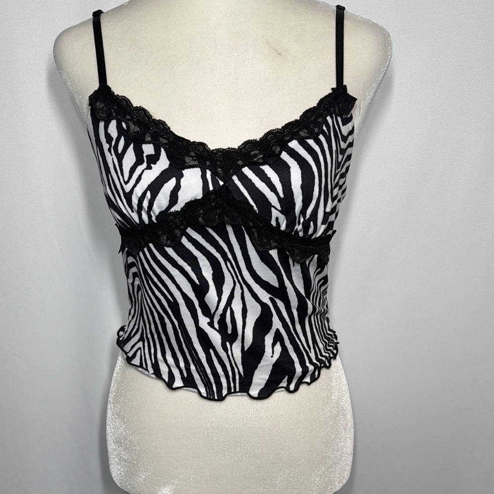 💜3/$15 Shein Zebra Print Camisole with Lace Trim
